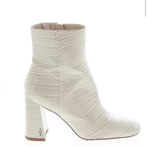 Sam Edelman Ivory Croc-Embossed Block Heel Boots – Size 8